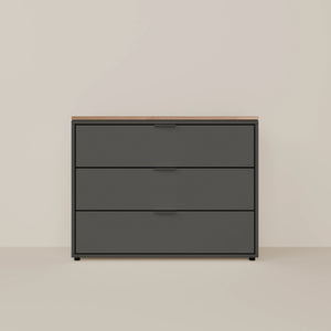 LIV – Chest of drawers