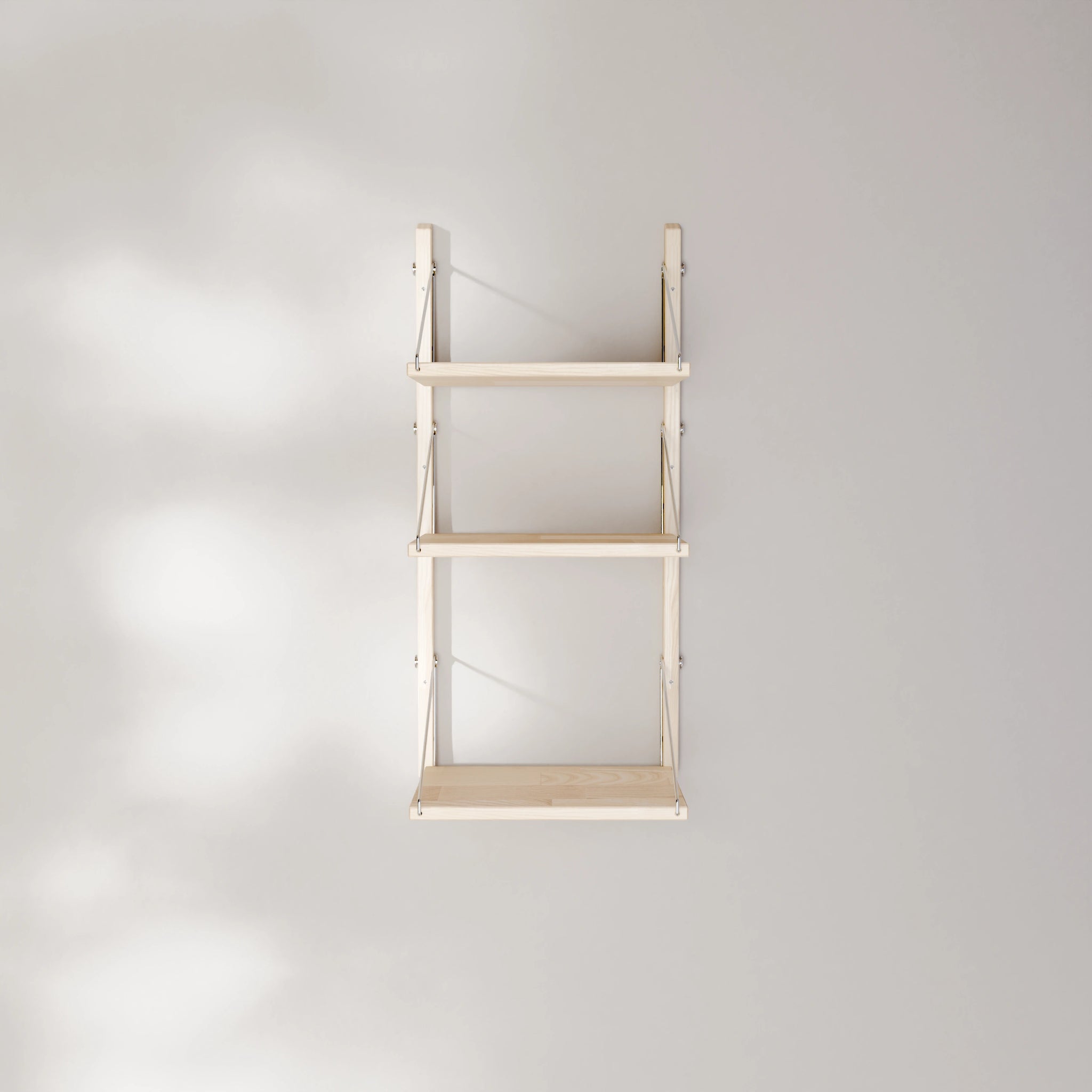 STAKK – Wallmounted shelf